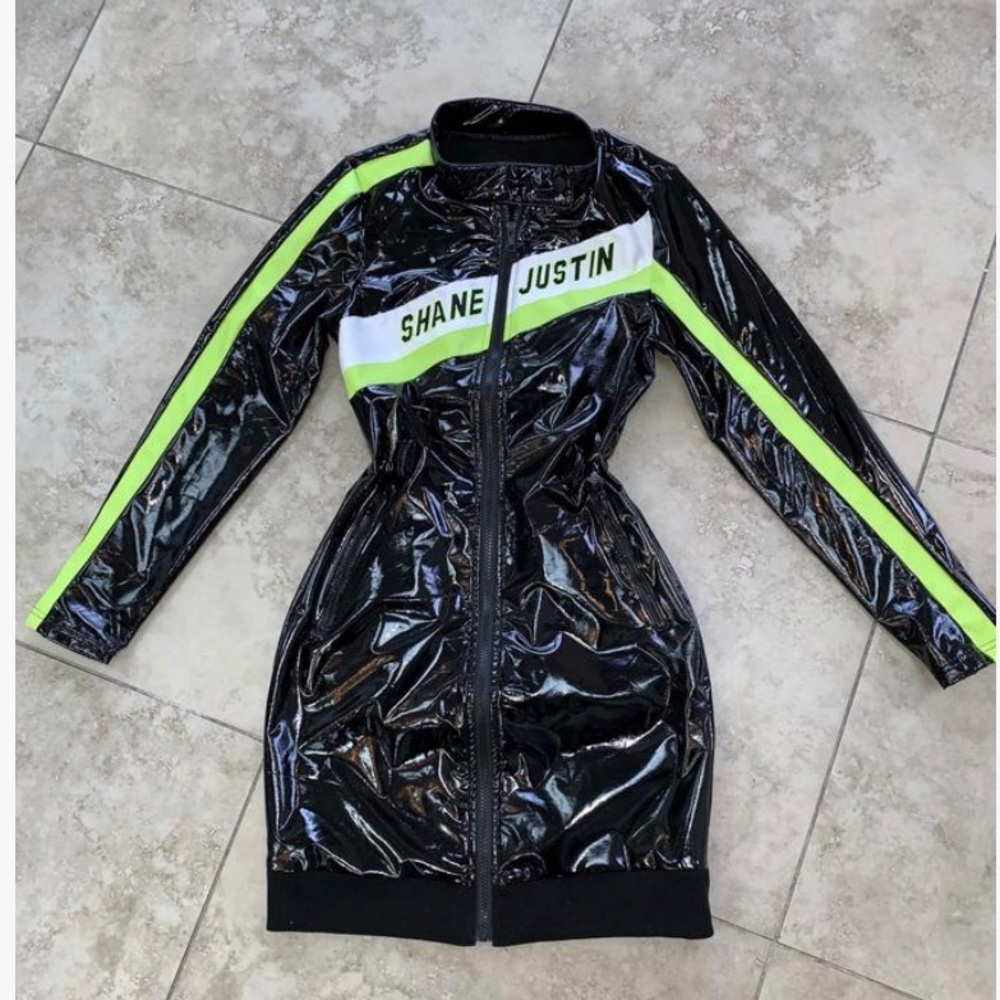 Shane Justin Ferrari dress